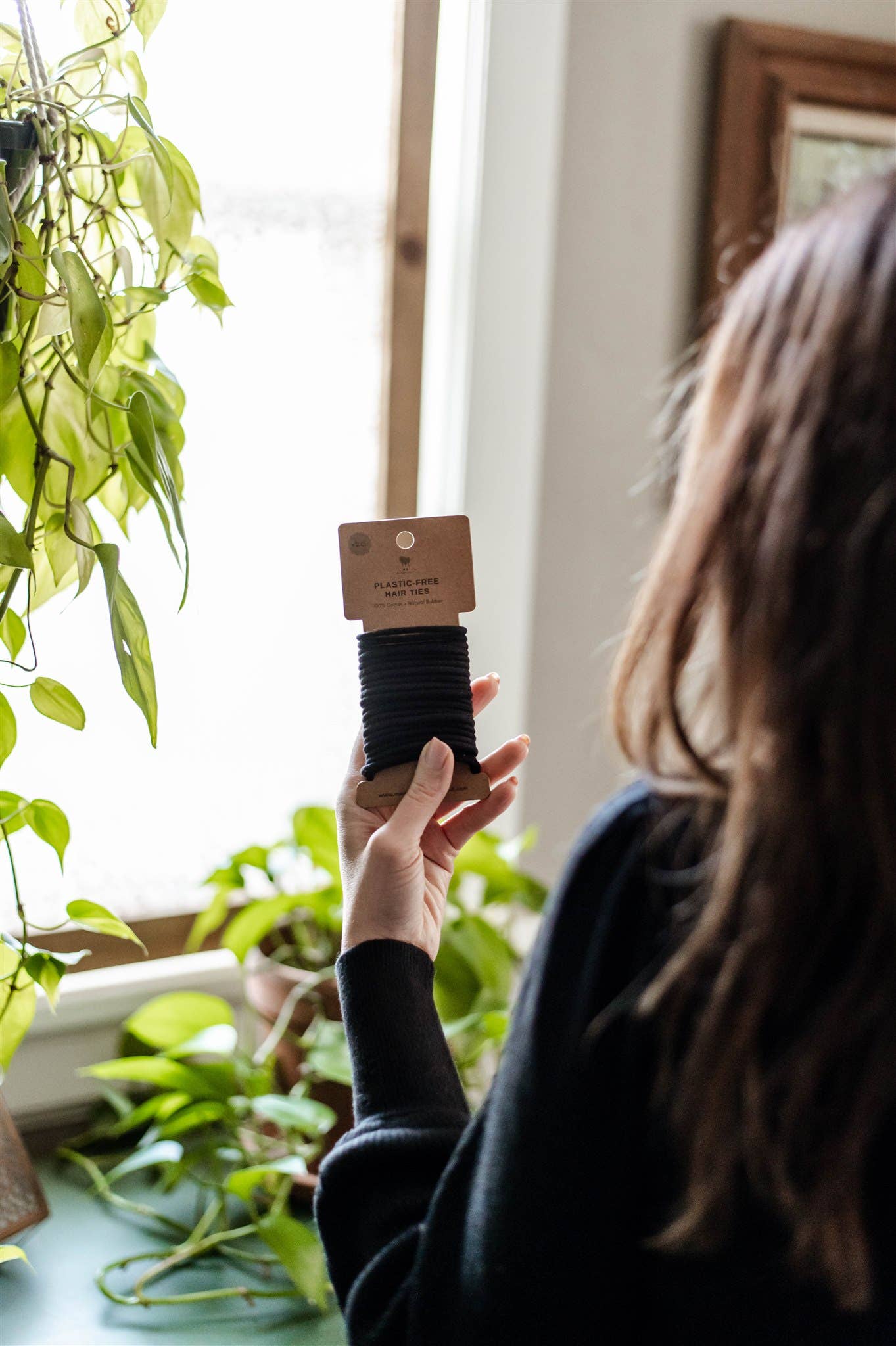 Plastic-Free Black Hair Ties